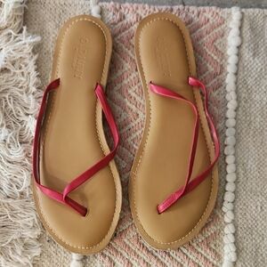 Old Navy Women's Sandals with Red Straps and Tan Soles, Size 8 EUC